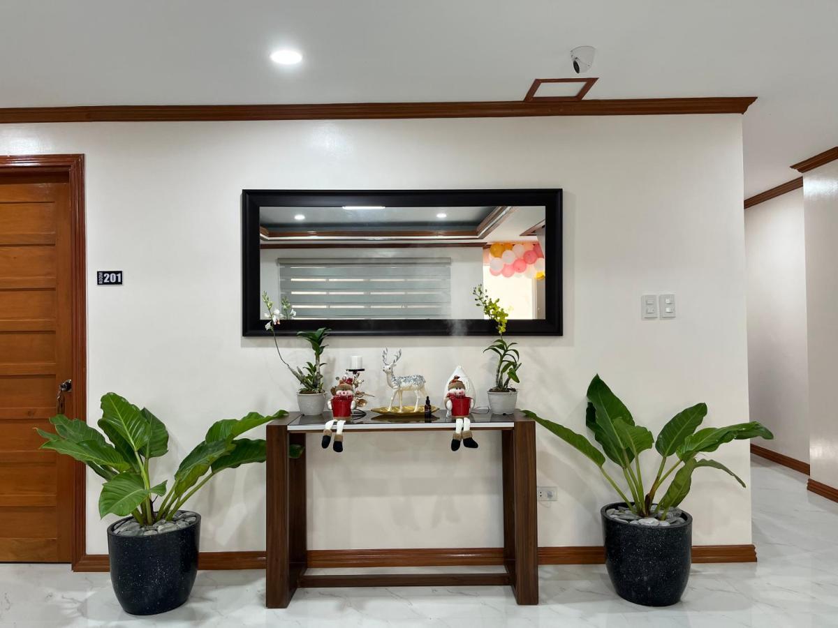 The Legacy Hotel Tayabas Экстерьер фото